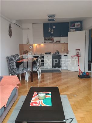 Izdaje se stan kod Šojke!