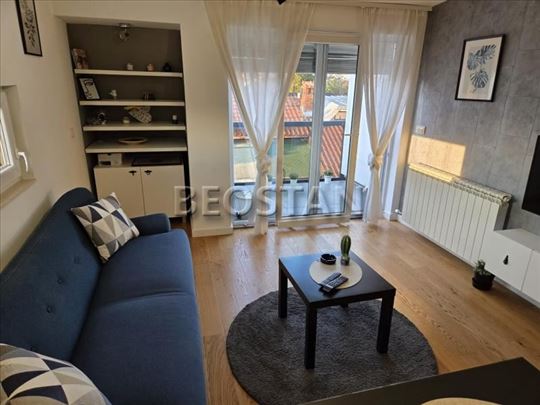 Centar - Vračar Lekino Brdo #67015