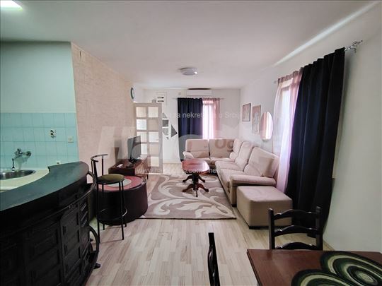 Izdajme namesten stan na Petlovom brdu