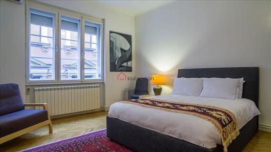 Lep Salonac u Vasinoj. Strogi centar grada