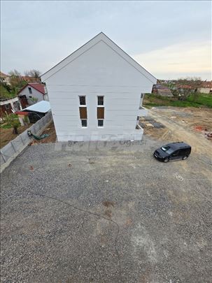 Lux stan u novom naselju