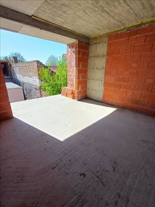 Novogradnja, treći sprat