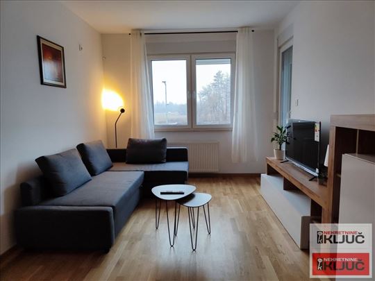 Odlican Nov stan na Avijaticarskom naselju/Bulevar