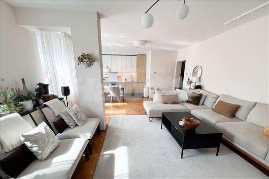 Prelep, potpuno namešten, 102m2, Cara Dušana