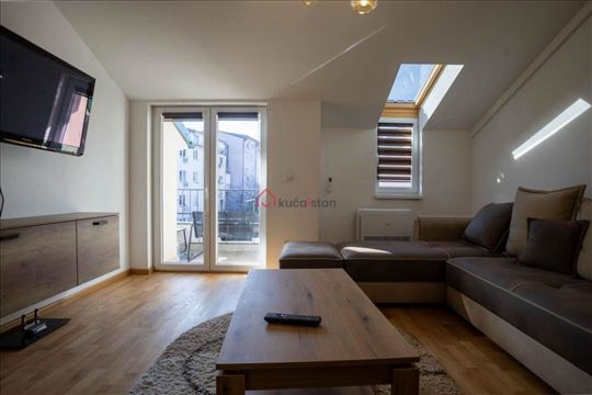 Premium Novogradnja sa uračunatom garažom