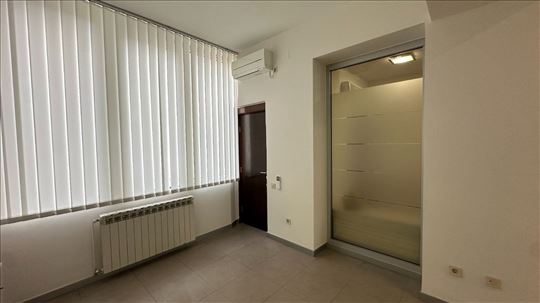 Vračar,Krunska,Baba Višnjina,220m2,tri ulaza,