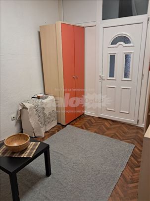 Stan za izdavanje u samom centru grada