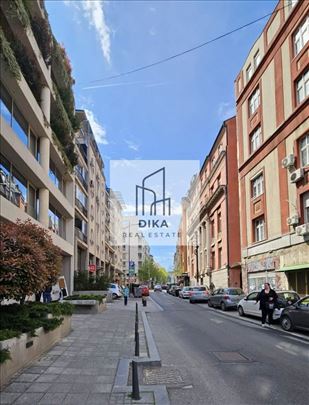 Vračar – Izuzetan lokal sa baštom (220 m² + 60 m²)