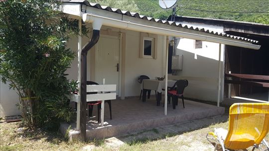 Crna Gora, Đenovići, kuća za odmor 