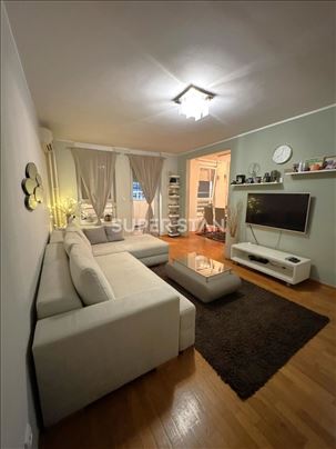 Dvosoban stan sa parking mestom ID#1217