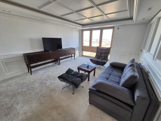 Exkluzivan stan sa veličanstvenim pogledom! ID#915