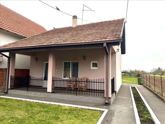 Kuća 98m2, 5ari placa, P+PK - Obrenovac, Zabrežje