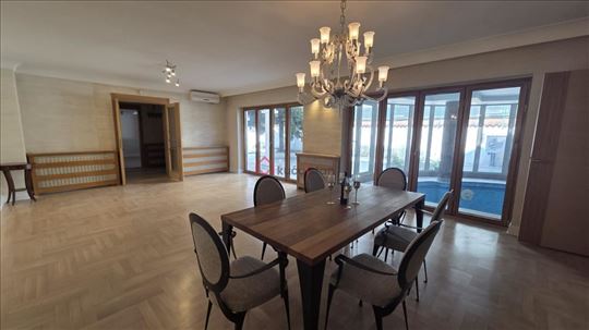 Luks kuća Dedinje, 424m², bazen 3,6 ari