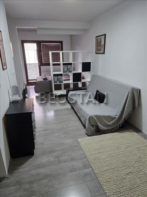 Širi centar - Banjica #67022