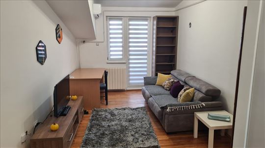 Sjajna ponuda. Top lokacija, dvosoban stan, terasa