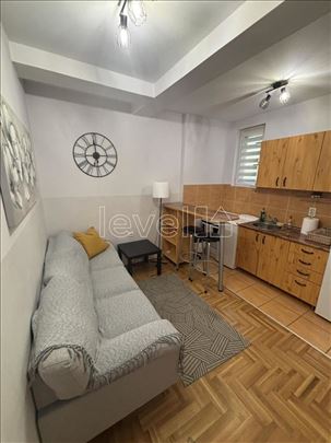 Stan,Novi Sad,Centar,kv: 26.00