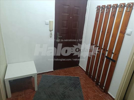 Stan u Uciteljskom naselju (Ulica Mis Irbijeve 61)