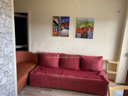 Svetao i sunčan 1.5 stan, kompletno namešten