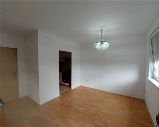 TOP ponuda - stan na idealnoj lokaciji - Erdoglija