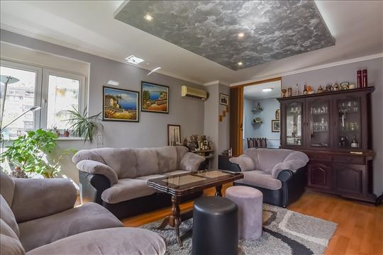 TOP ponuda, 77m2, 3.0, Dr.Drage LJočić, Karaburma