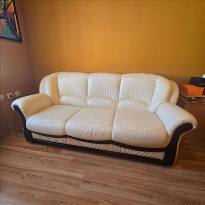 Trosed, fotelja i tabure. Ostalo GRATIS 