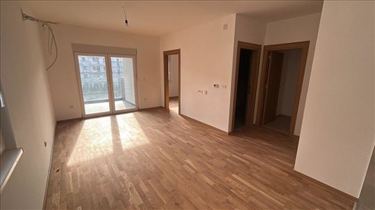 1.5, White Hill, atraktivno, dogovor