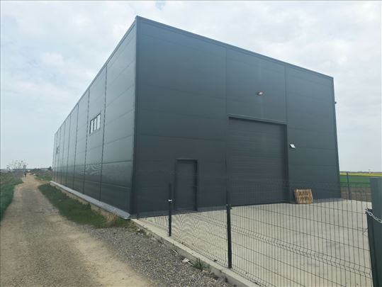 Izdaje se hala 550 m2 i 80 m2 kancelarija