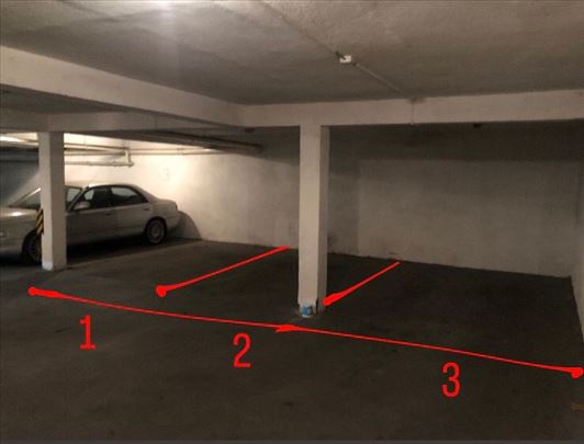 Komforno garažno mesto,bez mehanizacije,rolo vrata