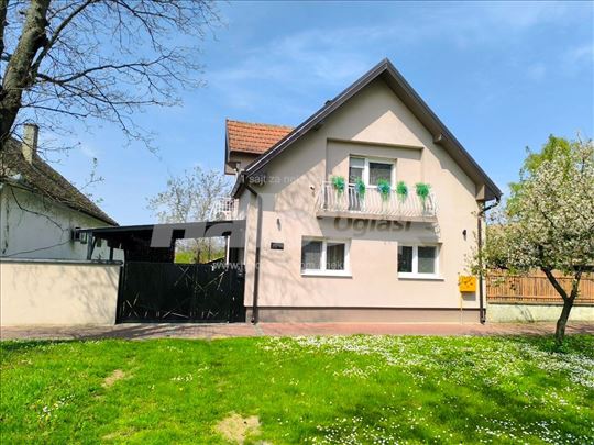 Odlična porodična kuća u Magliću