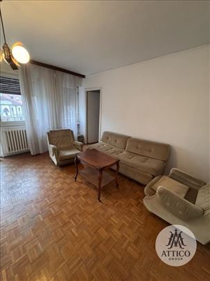 Prodaja dvosobnog stana – odlična lokacija