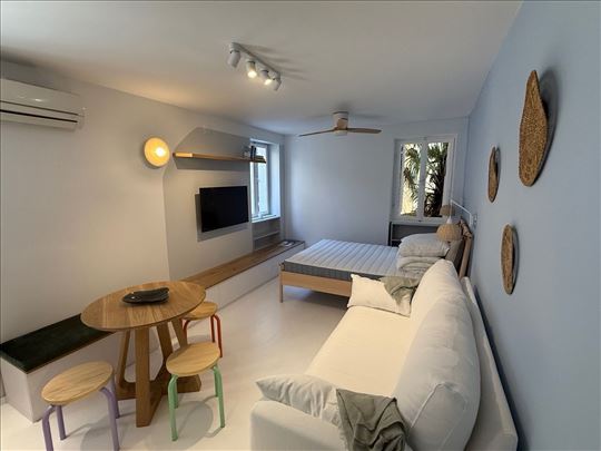 Rovinj, Ul. Grisia, izuzetan!