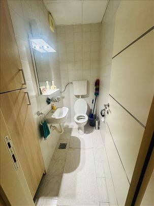 Skojevsko naselje,111 m2,4.0,opremljen,uknjizen