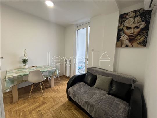 Stan,Novi Sad,Bulevar Oslobođenja,kv: 33.00