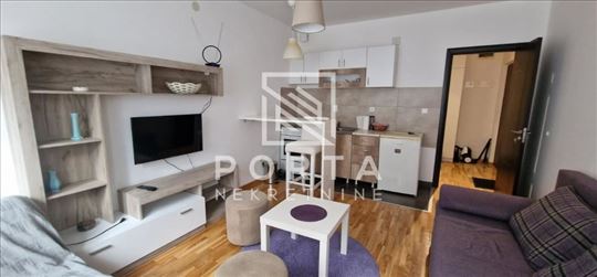 Vojvode Vlahovića , garsonjera ,odličan stan ID#16