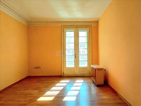 Centar, Salonski stan 56m², Miloša Pocerca, I spra