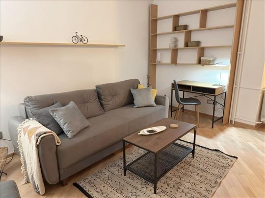 Đeram pijaca, renoviran, odličan, ID 25539