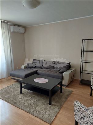 dvosoban,renoviran,namesten,Kanarevo brdo