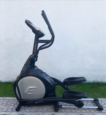 Elipticni trenazer Finnlo