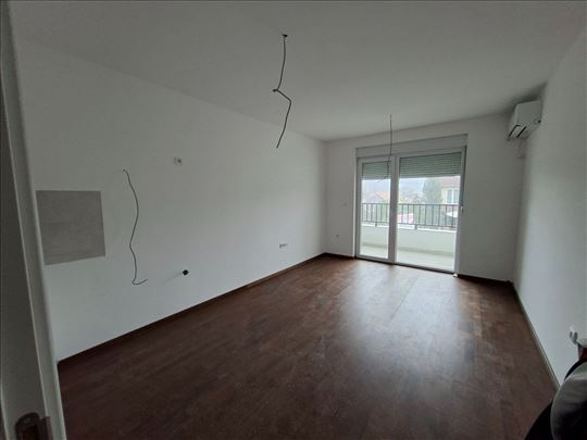 Jednosoban stan na 500m od Mosta ljubavi 38,33m2