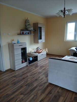 Lipovica -Lipovički Put kuća Pr+1 na 10 ari placa 