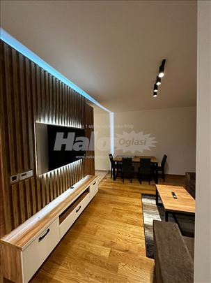 Lux stan 45m² novogradnja + garažno mesto