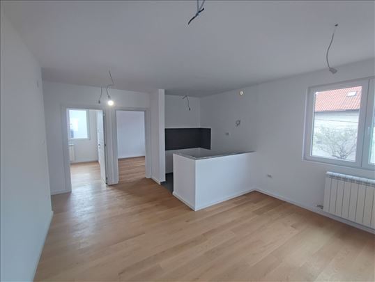 NOVO Mirijevski bulevar uknjižen useljiv, parking