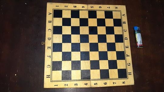 Šahovska tabla 2