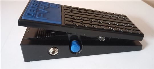 Boss FV-50L volume pedala