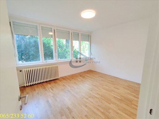 Čukarica, Banovo Brdo - Požeška 58m2