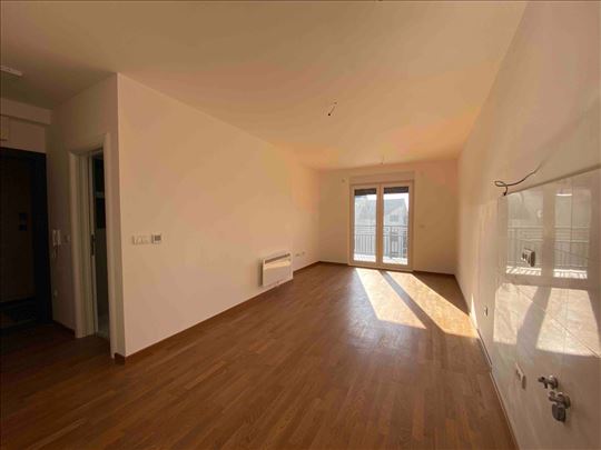 Na prodaju stan na Zlatiboru-Drinske Divizije