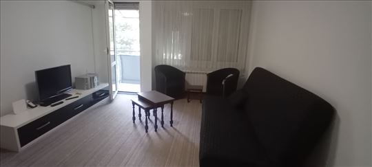 Trosoban, namešten kod Perpera