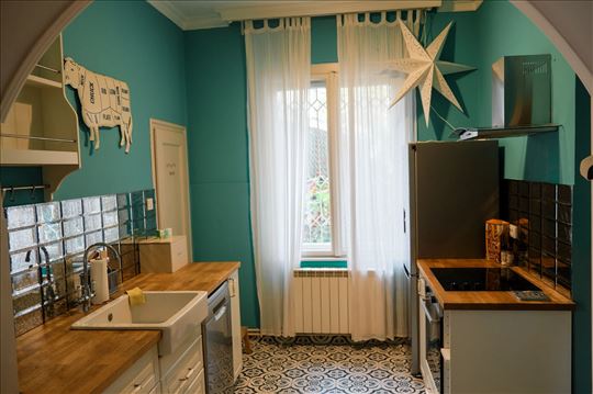 Ekskluzivan Stan, Topolska 2.5 