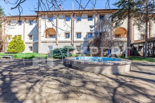 Hotel, Dom za stara lica, Donji Dušnik