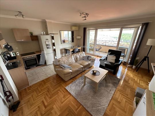 LUX namešten stan u Skojevskom naselju